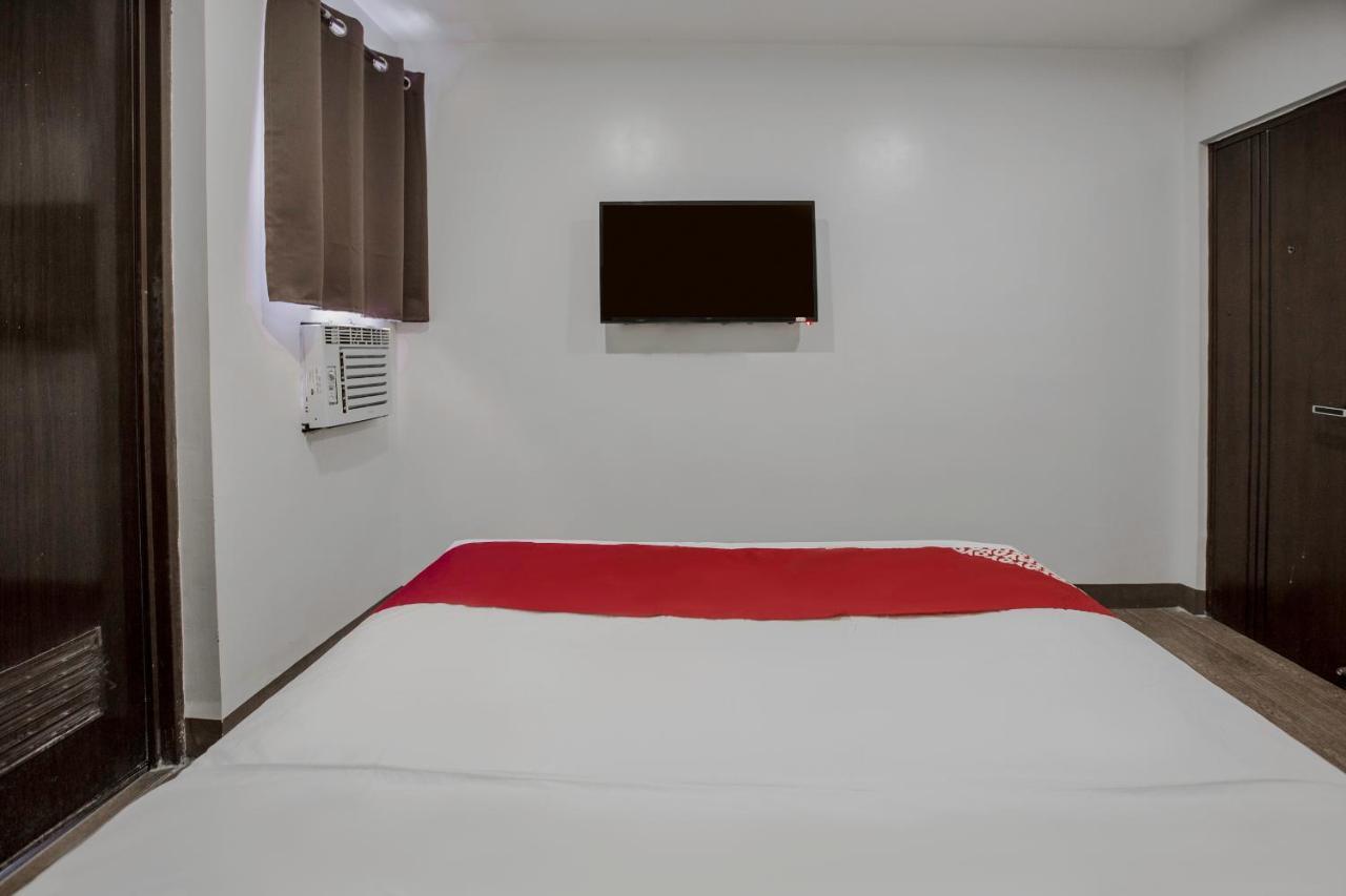 Oyo 637 Fox Hotel Quezon City Zewnętrze zdjęcie