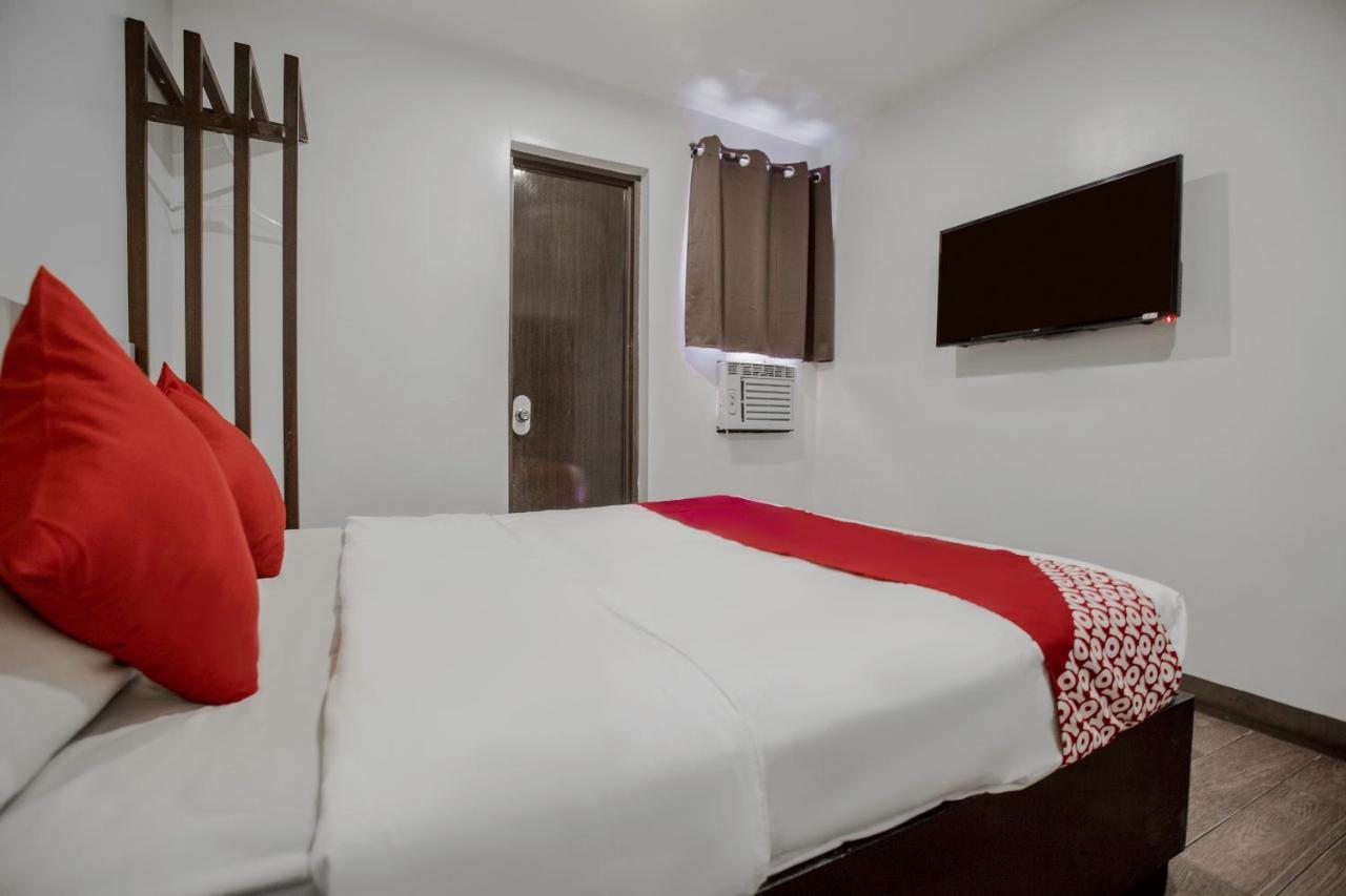 Oyo 637 Fox Hotel Quezon City Zewnętrze zdjęcie