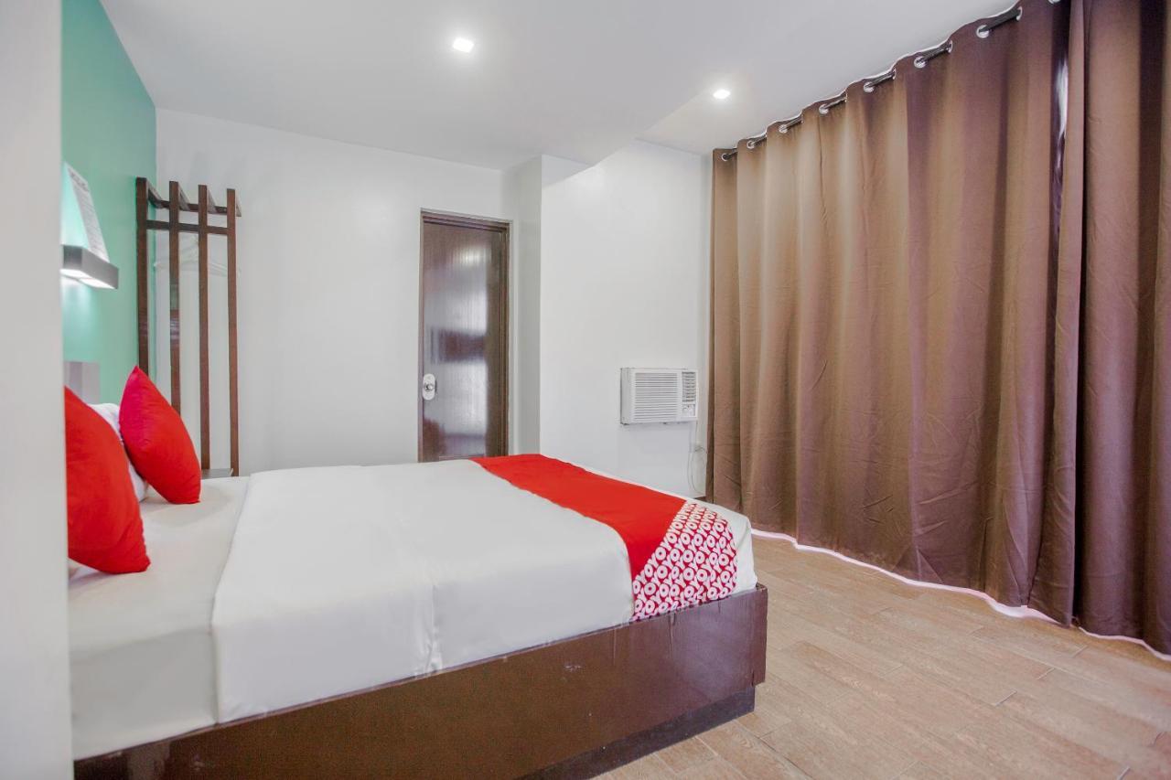 Oyo 637 Fox Hotel Quezon City Zewnętrze zdjęcie