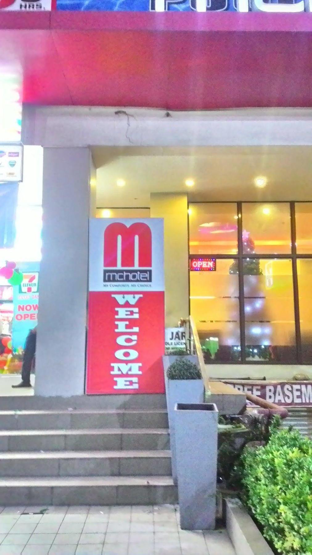 Oyo 637 Fox Hotel Quezon City Zewnętrze zdjęcie